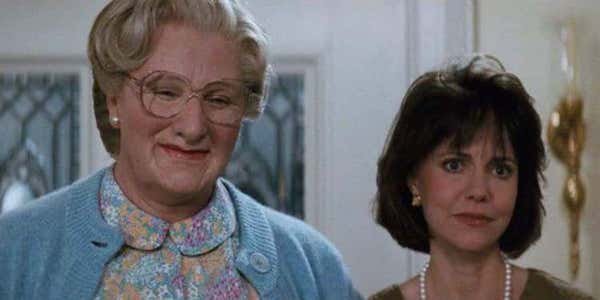 'Mrs. Doubtfire' Movie Facts (14 pics)