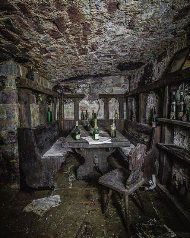Beautiful Abandoned Places (49 pics)