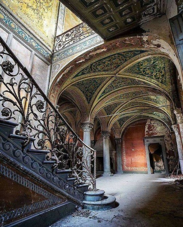 Beautiful Abandoned Places (49 pics)