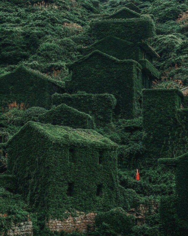 Beautiful Abandoned Places (49 pics)
