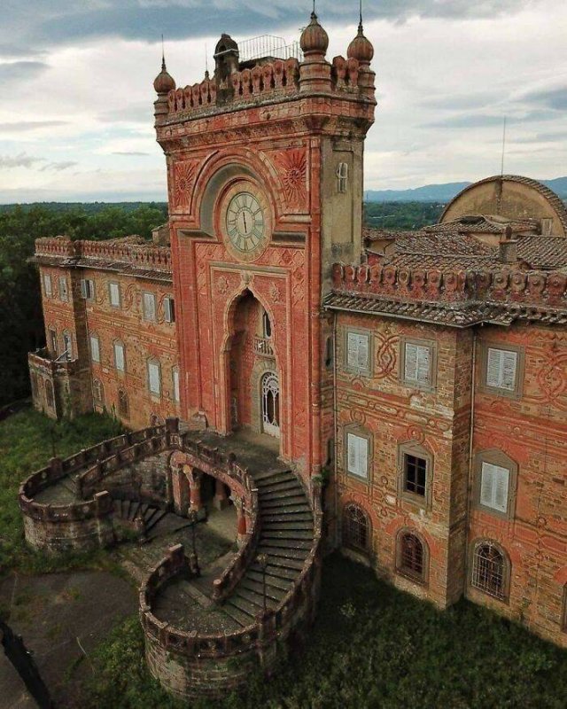 Beautiful Abandoned Places (49 pics)