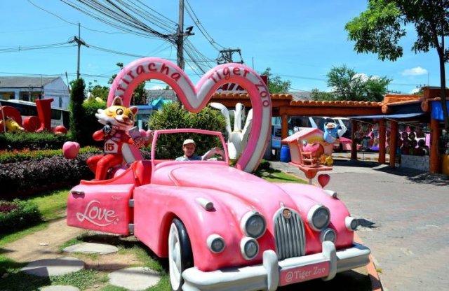 Weird Cars (50 pics)