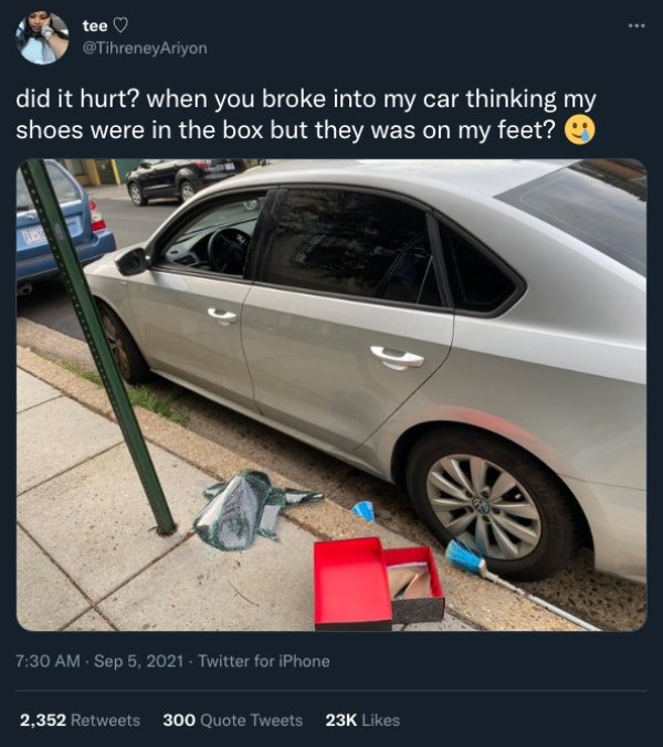 Did It Hurt' Tweets (32 pics)