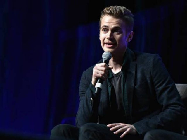 These Celebrities Deserve Better (14 pics)