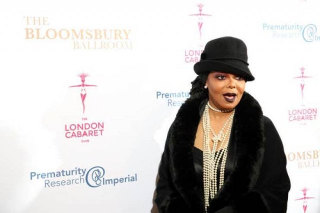 These Celebrities Deserve Better (14 pics)