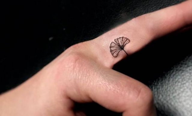 Each Tattoo Has A Story Behind (21 pics)