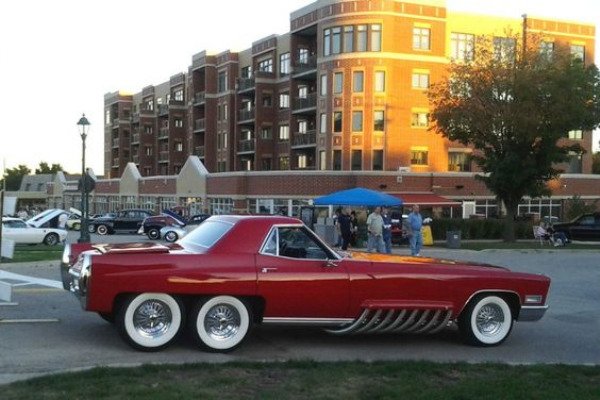 Weird Cars (88 pics)