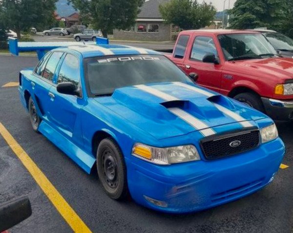 Weird Cars (88 pics)