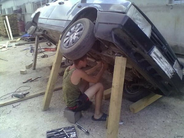 These People Haven't Heard About Safety (30 pics)