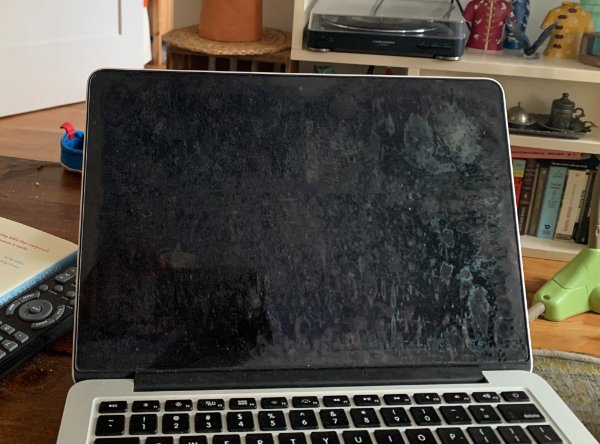 Bad Days Happen (23 pics)