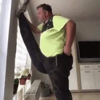 Things You Should Do Before Making Love (23 pics)