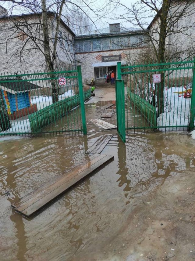 Only In Russia (48 pics)
