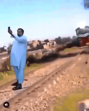 Wow GIFs (32 gifs)