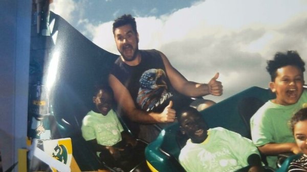 Rollercoaster Photos (32 pics) Rollercoaster Photos (32 pics)