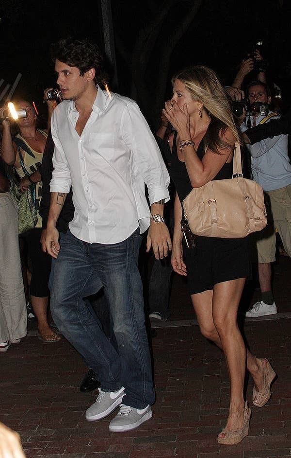 Celebrity Couples From The Late 2000's (70 pics)