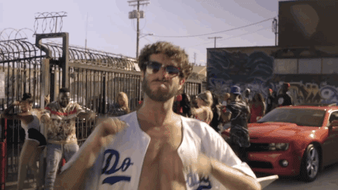 Women Signals Men Still Don't Understand (16 gifs) Women Signals Men Still Don't Understand (16 gifs)