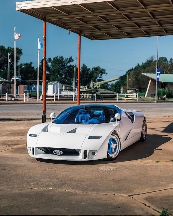 Concept Cars (39 pics)