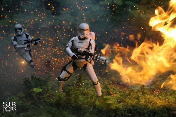 Toy Photographer (36 pics)