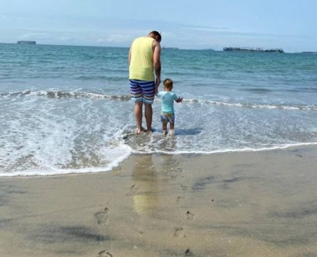 Living With Children (48 pics)