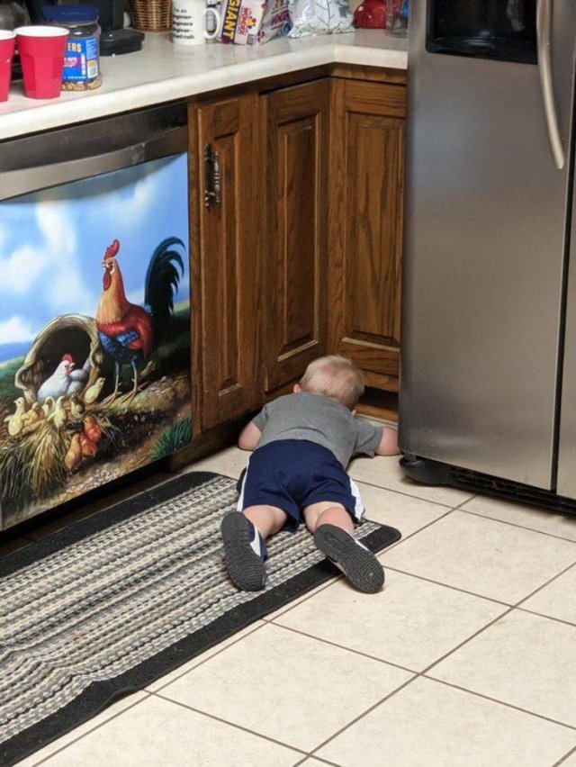 Living With Children (48 pics)