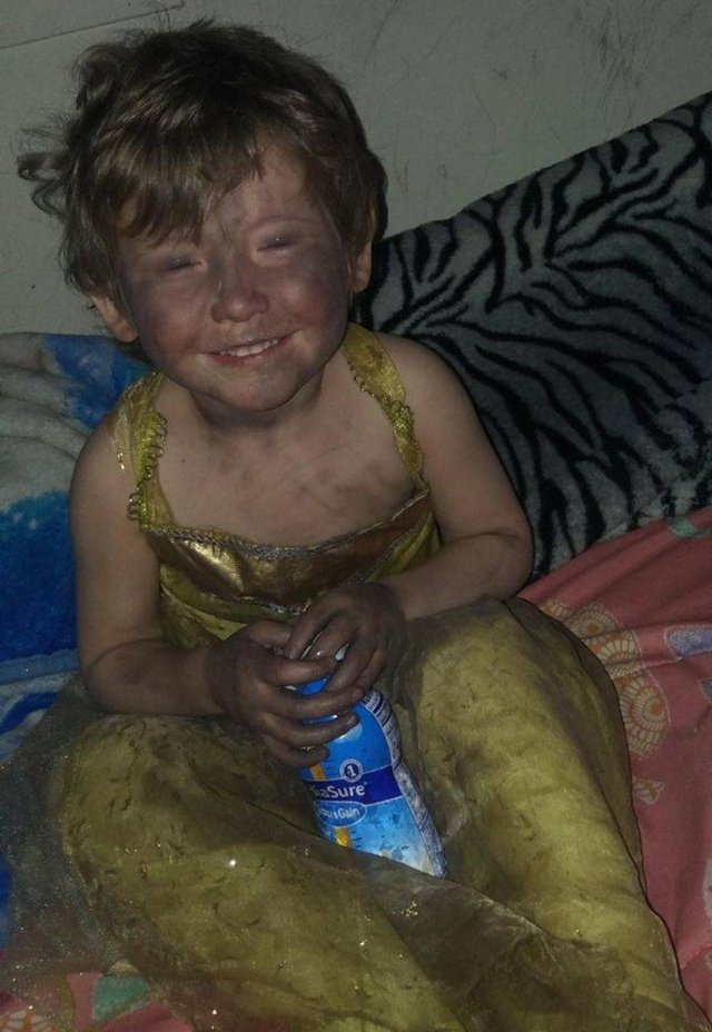 Living With Children (48 pics)