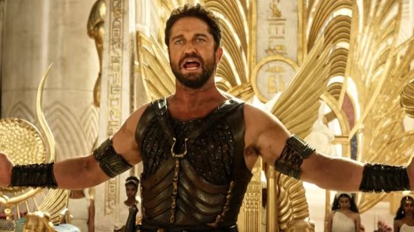 These Movies Ended Up Fails (18 pics)