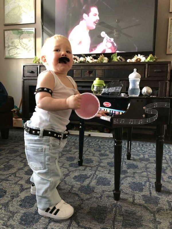 Kids Halloween Costumes (34 pics)