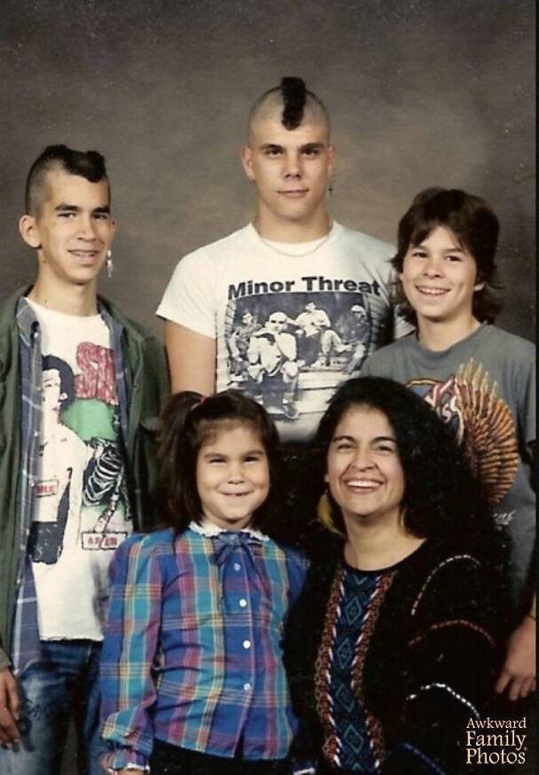 Awkward Family Photos (45 pics)