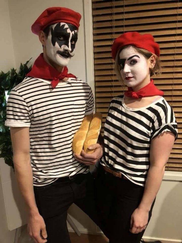 Halloween Costumes (33 pics) Halloween Costumes (33 pics)