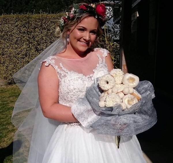 Unusual Weddings (20 pics)