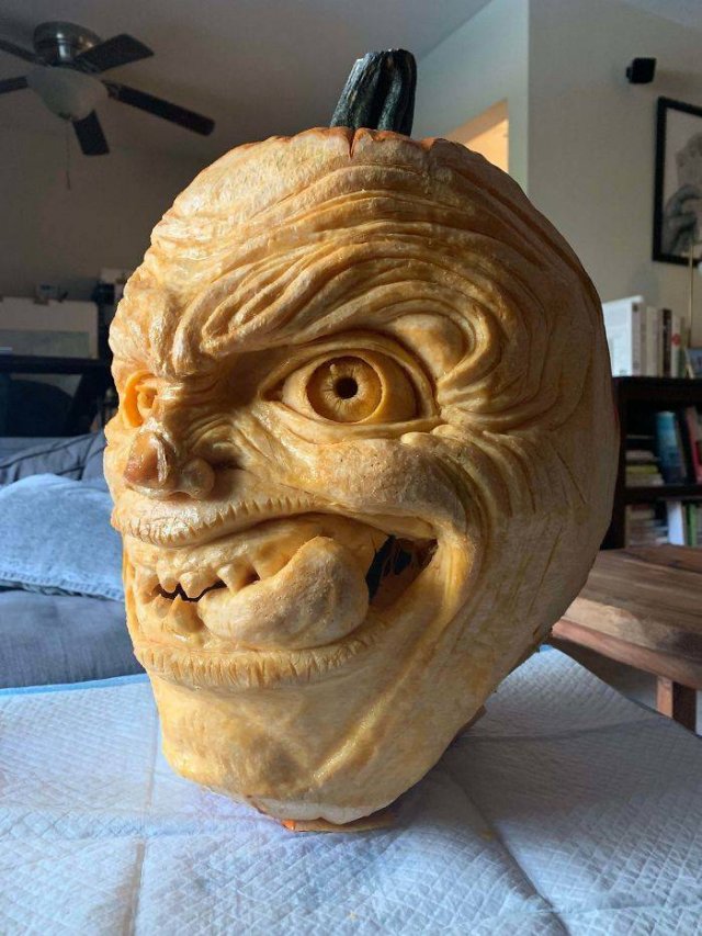 Pumpkin Carving Art (47 pics)