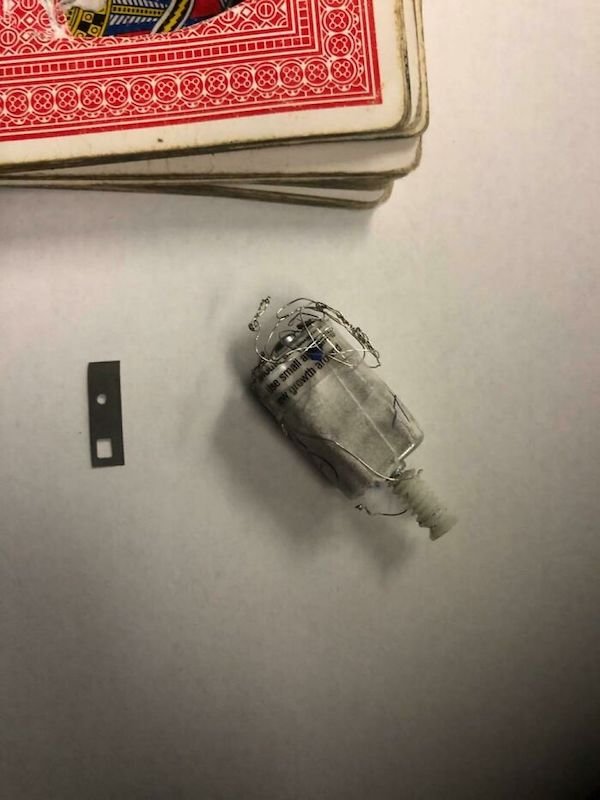 Items Confiscated From Prison (37 pics) Items Confiscated From Prison (37 pics)