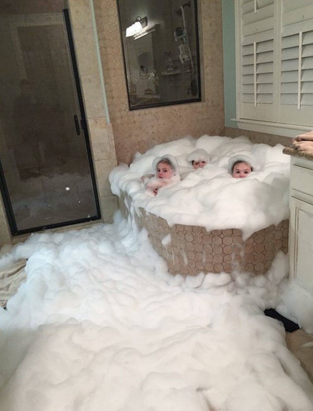 Living With Children (48 pics) Living With Children (48 pics)