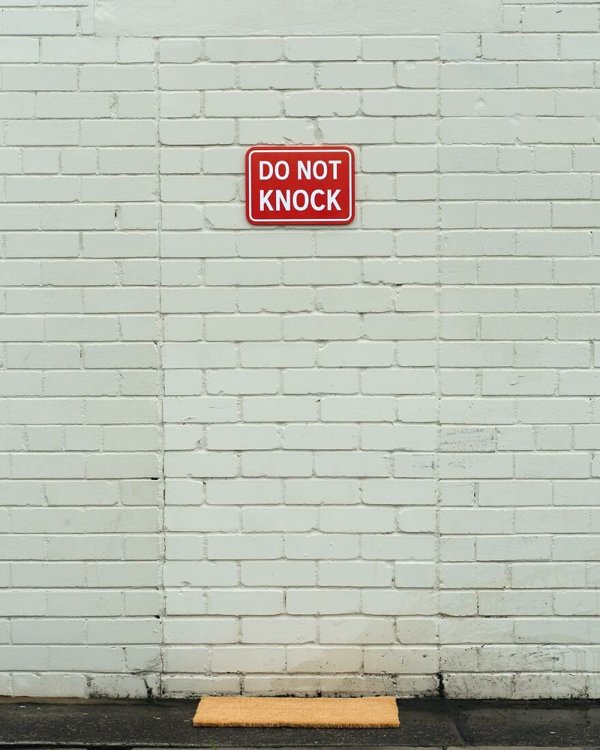 Hidden Easter Egg Signs In Town (30 pics)