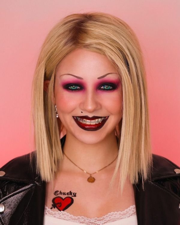 Makeup Transformations (24 pics)