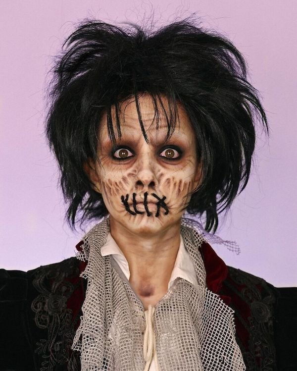 Makeup Transformations (24 pics)