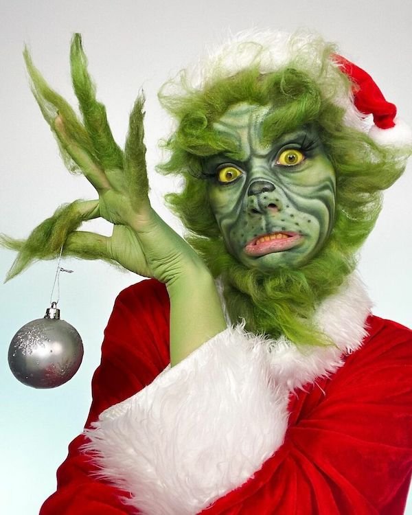 Makeup Transformations (24 pics)