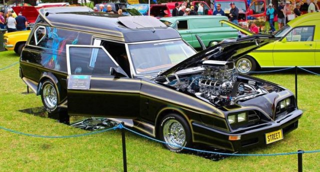 Weird Cars (62 pics)