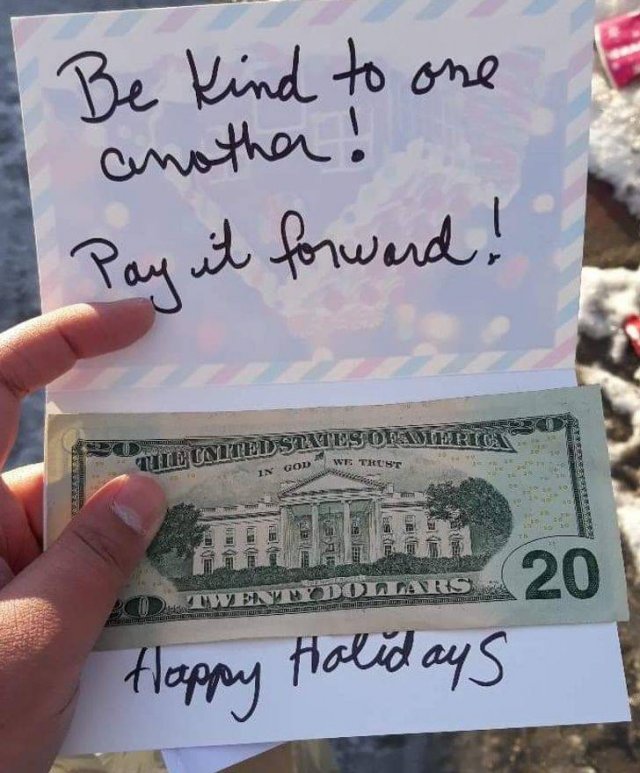 Lucky People (35 pics)