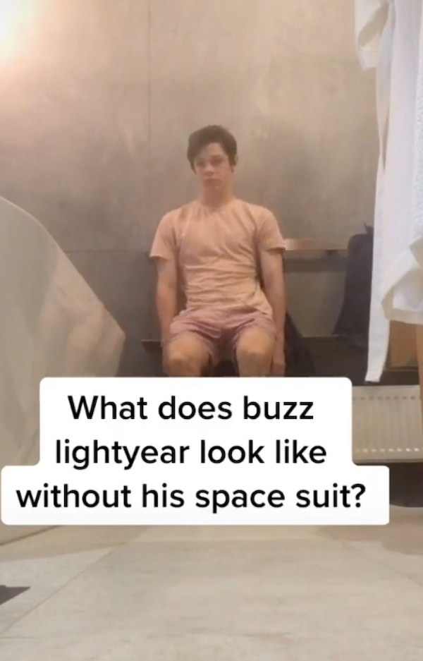 Shower Thoughts (24 pics)