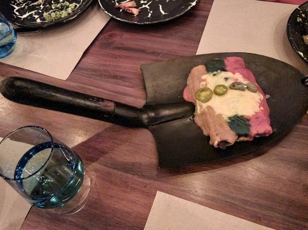 Weird Food Serving (22 pics) Weird Food Serving (22 pics)