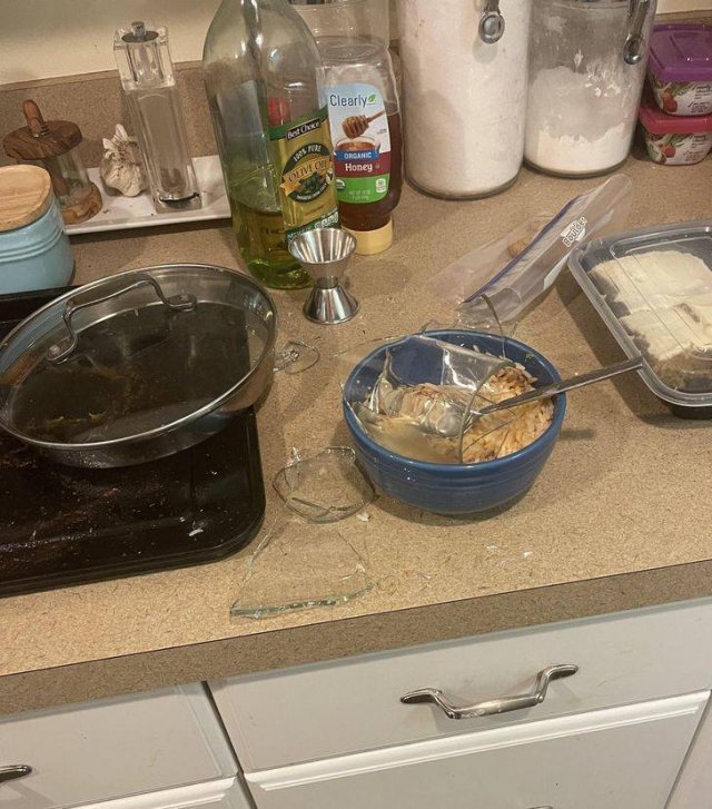 Bad Days Happen (48 pics) Bad Days Happen (48 pics)