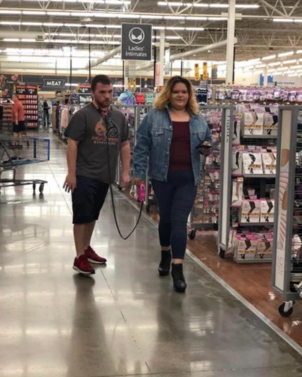 Walmart Visitors (23 pics)