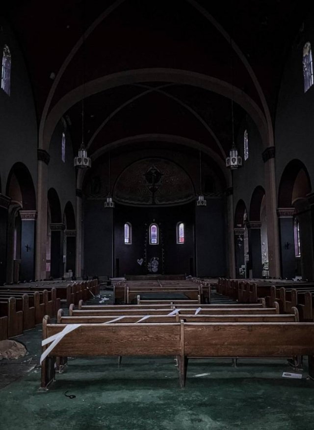 Abandoned Places (32 pics)