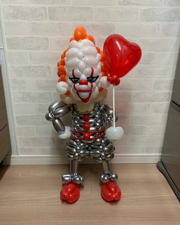 Balloon Sculptures Of Famous Characters (30 pics)