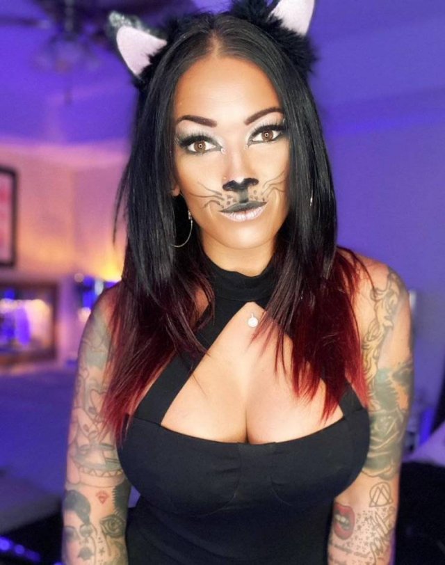 Tattooed Girls (48 pics)