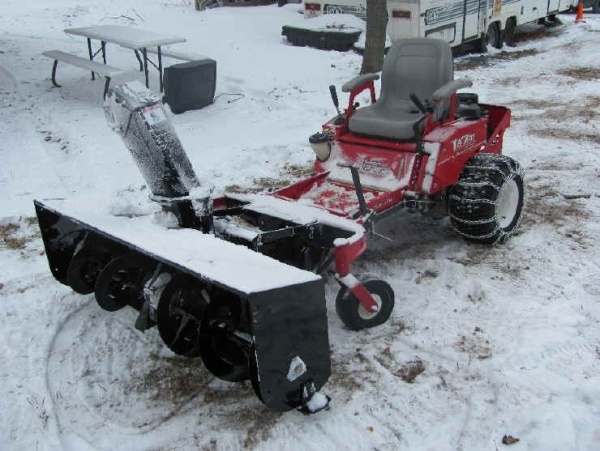 Redneck Snow Plows (44 pics)