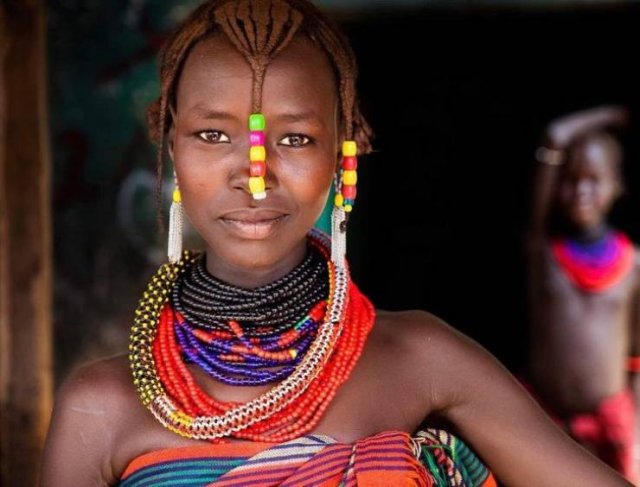 Beautiful Women From All Over The World (22 pics) Beautiful Women From All Over The World (22 pics)