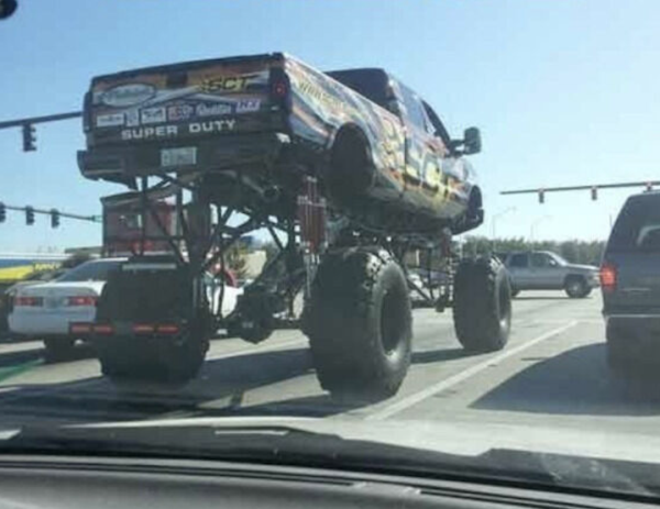 Weird Transport (32 pics)