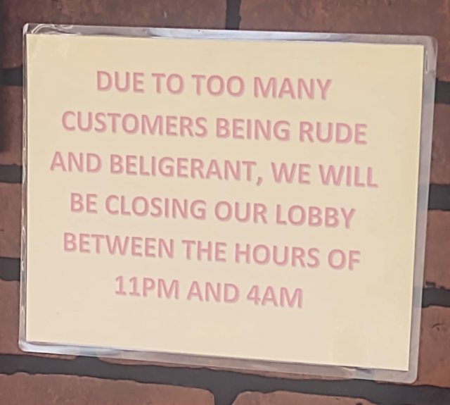 Restaurant Situations (23 pics) Restaurant Situations (23 pics)